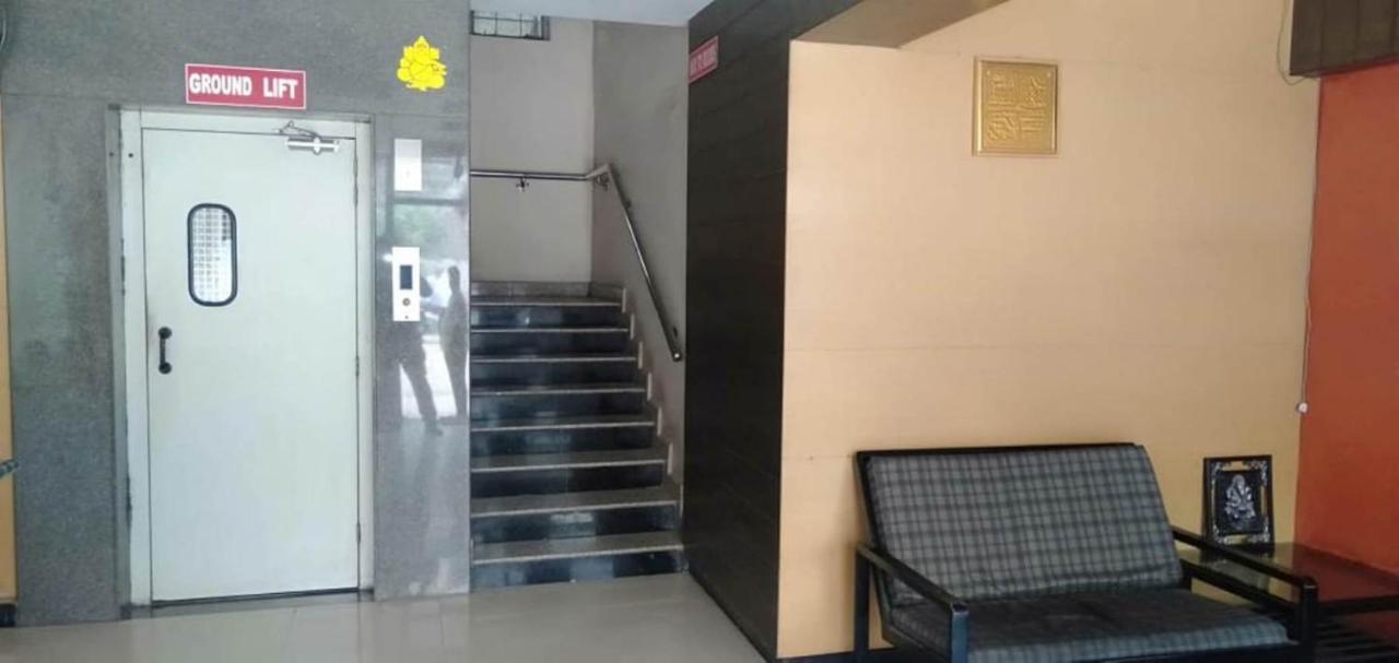 iROOMZ Hoysala Residency Bellary Exterior foto